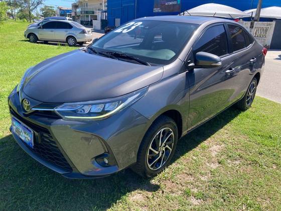 TOYOTA YARIS 1.5 16V FLEX SEDAN XLS CONNECT MULTIDRIVE TOYOTA YARIS 1.5 16V FLEX SEDAN XLS CONNECT MULTIDRIVE